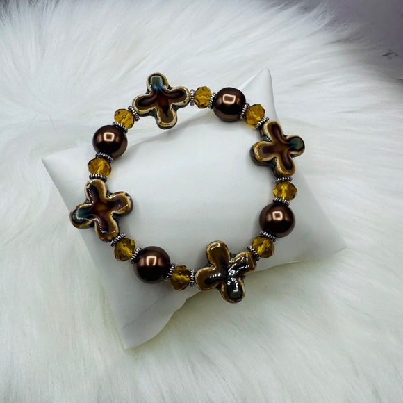 Floral Shaped Stone Beaded Bracelet Mustard Yellow Brown - Picture 4 of 6